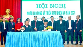 Ngân hàng Chính sách Xã hội Chi nhánh tỉnh Tuyên Quang: Tổ chức Hội nghị người lao động và triển khai nhiệm vụ năm 2025