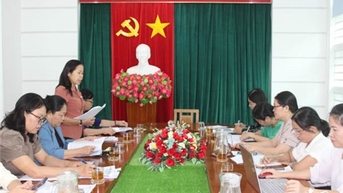 도당상무위원회 제1571감찰대표단은 도부녀연합당위원회와 협력하여 활동했다.