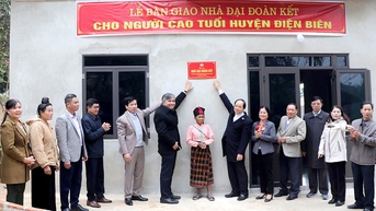 Chung sức hoàn thành 5.000 nhà đại đoàn kết