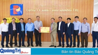 Phó Bí thư Thường trực Tỉnh ủy, Chủ tịch HĐND tỉnh Nguyễn Đăng Quang thăm, chúc Tết các doanh nghiệp