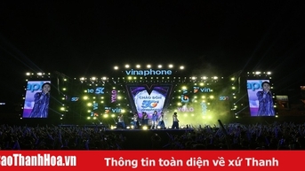 Tại Quảng trường Lam Sơn, Sound Freedom by Vinaphone là chương trình thu hút lượng khán giả đông nhất từ trước đến nay