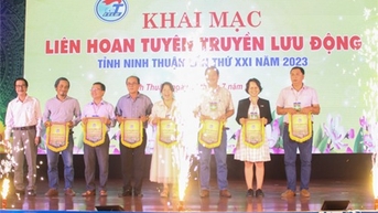 Khai mạc Liên hoan tuyên truyền lưu động tỉnh lần thứ XXI năm 2023