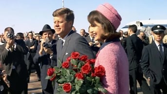 Tổng thống Trump ký lệnh công bố hồ sơ vụ ám sát Tổng thống John Kennedy