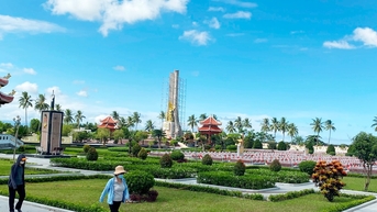 Trả lời cử tri về kinh phí nâng cấp mộ liệt sĩ
