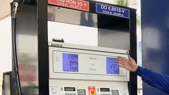 Người dùng ô tô ở Nghệ An vất vả tìm dầu diesel đạt chuẩn khí thải Euro 5