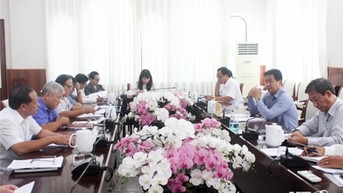 도인민위원회, 학교 이동식 수영장 활용 실태 보고 청취 회의