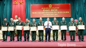 Lam Binh រៀបចំសមាជត្រាប់តាម "អតីតយុទ្ធជនគំរូ" ដំណាក់កាល 2019-2024