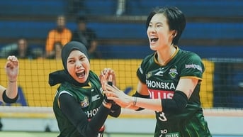 Thanh Thúy cùng CLB Gresik Petrokimia thua ngược đáng tiếc đội dẫn đầu giải vô địch Indonesia