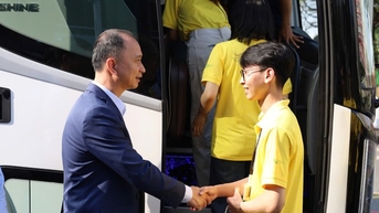 Giữa Tết và học, làm sao để cân bằng?