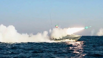 Iran phóng tên lửa AI