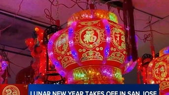 Người Việt nô nức đón Tết nơi xứ người