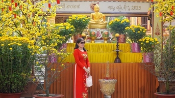 Mùng 1 đi chùa cầu an tại những ngôi chùa đặc biệt của TP HCM