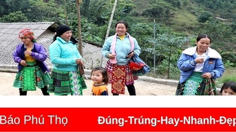 Nắng ấm bản Mông 