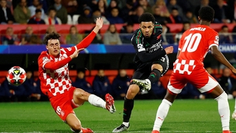 8 đội vào vòng knock-out, bất ngờ với Arsenal