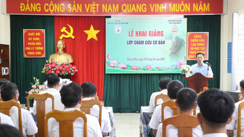 Vùng 4 Hải quân: Khai giảng lớp đào tạo châm cứu tại Đội Điều trị 486