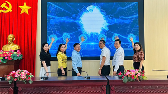 Xã Phú Giáo phát động “Bình dân học vụ số”