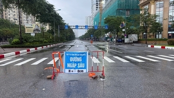 11호 폭풍에 대한 대응이 느린 일련의 부대를 바로잡습니다.