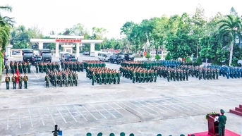 Tiếp tục thực hiện có hiệu quả đột phá xây dựng chính quy, chấp hành kỷ luật