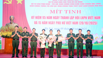 Phụ nữ Quân đội mít tinh kỷ niệm ngày truyền thống Phụ nữ Việt Nam