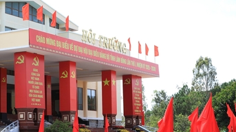 Lâm Đồng rực rỡ cờ hoa chào mừng Đại hội Đảng bộ tỉnh