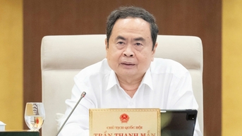Chủ tịch Quốc hội: 'Trồng một cây chuối, nuôi một con heo, ba ngành báo cáo'