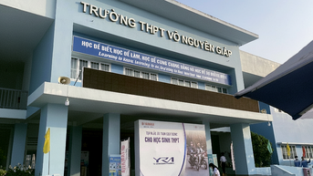 ករណី​គ្រូ​ច្របាច់​ក​សិស្ស​ក្នុង​សាលា រំលោភ​ក្រមសីលធម៌​គ្រូ​បង្រៀន​យ៉ាង​ធ្ងន់ធ្ងរ