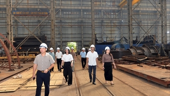 Giám sát việc thực hiện chính sách, pháp luật đối với người lao động tại Công ty Đóng tàu Bạch Đằng