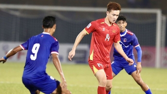 Việt Nam - Nepal (hiệp 2) 1-1: Limbu nhận thẻ đỏ, Nepal chỉ còn 10 người