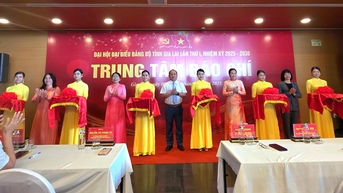 ពិធីបើកមជ្ឈមណ្ឌលសារព័ត៌មានបម្រើឲ្យមហាសន្និបាតលើកទី១ គណៈកម្មាធិការបក្សខេត្ត Gia Lai