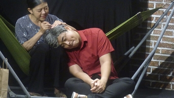 យំជាមួយ 'ស៊ុបបន្លែជូរចត់'