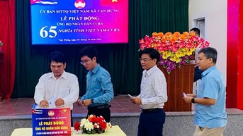 គណៈកម្មាធិការរណសិរ្សមាតុភូមិវៀតណាមឃុំ Van Hung បានបើកយុទ្ធនាការគាំទ្រប្រជាជនគុយបា។