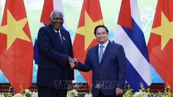នាយករដ្ឋមន្ត្រី ជួបជាមួយប្រធានរដ្ឋសភា និងប្រធានក្រុមប្រឹក្សារដ្ឋគុយបា