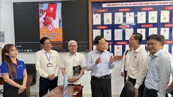 លេខាបក្សទីក្រុងហូជីមិញ៖ យកចិត្តទុកដាក់លើការលើកទឹកចិត្តកម្មាភិបាលមូលដ្ឋាន