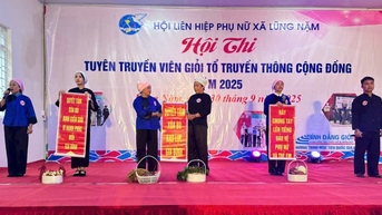 ការ​ប្រកួត​ប្រជែង​អ្នក​ឃោសនា​ឆ្នើម​នៃ​ក្រុម​ទំនាក់​ទំនង​សហគមន៍​ឃុំ​លុងណាំ - កាសែត​អេឡិចត្រូនិក Cao Bang