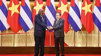 វៀតណាមត្រៀមខ្លួនជាស្រេចដើម្បីចែករំលែកបទពិសោធន៍របស់ខ្លួនក្នុងការច្នៃប្រឌិត និងសមាហរណកម្មអន្តរជាតិជាមួយគុយបា។