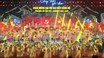 ដាស់​តឿន​សេចក្តី​ប្រាថ្នា​ដើម្បី​កសាង​ដាកឡាក់​ដ៏​ស្រស់​ស្អាត និង​រុងរឿង