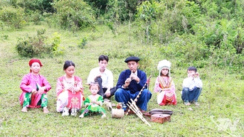 អ្នករក្សាសំឡេងភ្នំ
