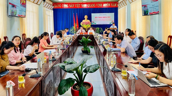 ការពិភាក្សាអំពីដំណោះស្រាយ "ឫសគល់" ក្នុងការកសាងគណបក្សស្អាត និងរឹងមាំ