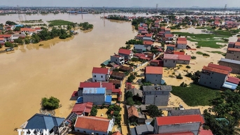 Nhiều sông ở Bắc Bộ vẫn vượt báo động 3, nguy cơ sạt lở và ngập úng kéo dài