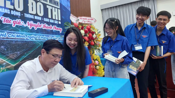 Kiến tạo TPHCM thành siêu đô thị năng động - thông minh - giàu bản sắc