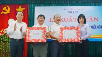 Gia Lai xuất quân hỗ trợ y tế các tỉnh bị thiệt hại nặng do bão số 11