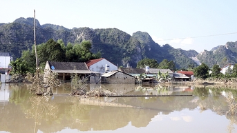 Thời tiết ngày 11/10: Lũ trên sông Cầu, sông Thương đang xuống, nguy cơ ngập lụt vẫn cao
