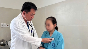 Cô gái bị xe cán, vỡ hàng loạt tạng vẫn hồi phục ngoạn mục