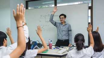Nghề giáo giữa vòng xoáy áp lực