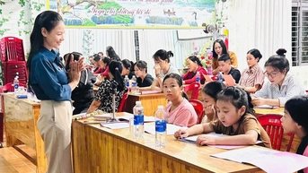 Khơi dậy tình yêu dân ca bài chòi ở làng văn hóa Bồ Bản