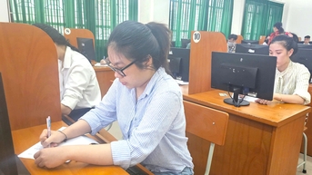 Khai mạc kỳ thi tuyển dụng công chức năm 2025 thành phố Huế