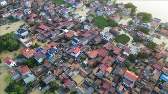 Bắc Ninh: Xuyên đêm bảo vệ an toàn đê thôn Thuận, xã Mỹ Thái
