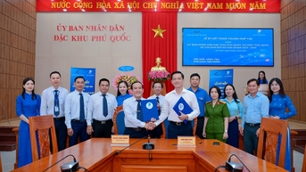 Đặc khu Phú Quốc và VNPT Phú Quốc ký kết hợp tác chuyển đổi số