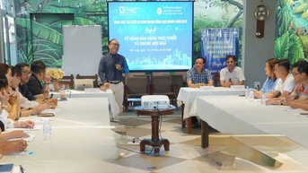 “Kỹ năng bán hàng thực chiến và online hiệu quả”
