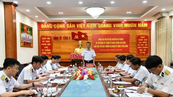 Kiểm tra đơn vị vững mạnh toàn diện và công tác huấn luyện tại Vùng 5 Hải quân